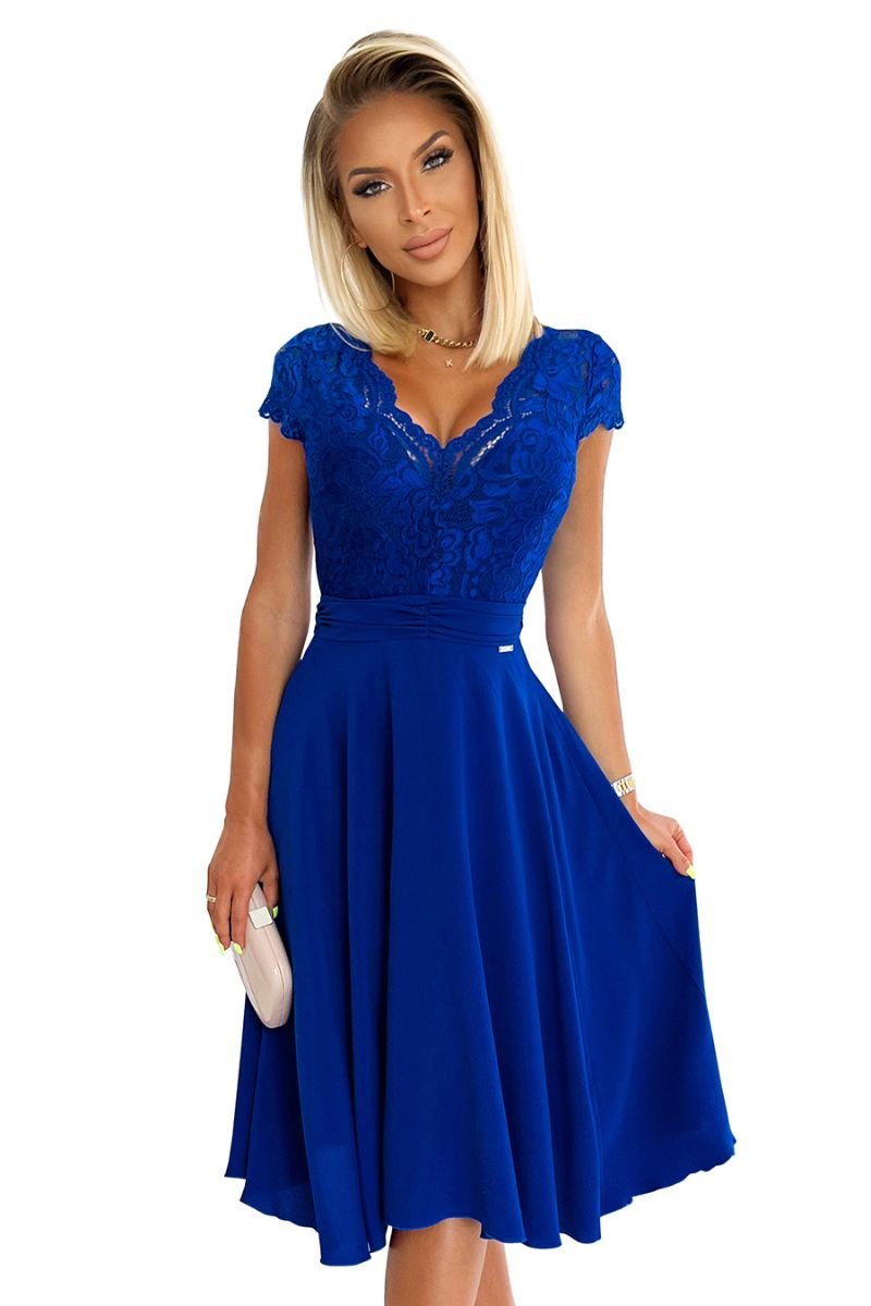 Vestido de renda hot sale azul royal curto