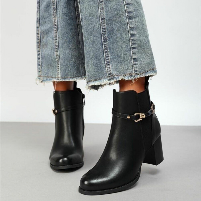 Botins pretos de pele com salto grosso  BeStylish