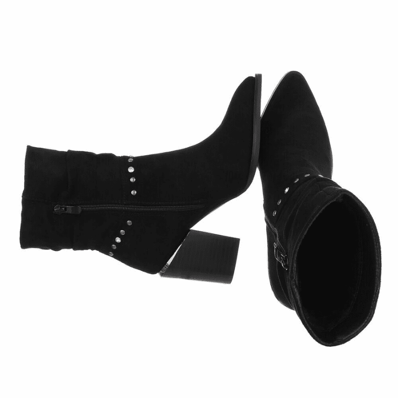 botins pretos em camurça com tachas BeStylish