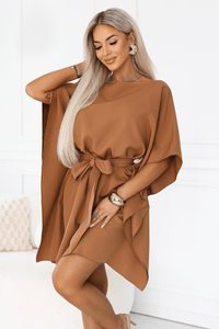 vestido de cerimónia cor caramelo com efeito borboleta BeStylish 