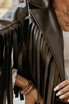 casaco de pele castanho com franjas BeStylish 