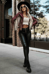 casaco de pele bordeaux com franjas BeStylish 