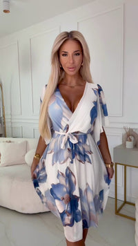 Vestido médio floral azul BeStylish 
