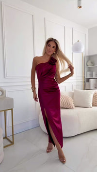 vestido de cerimónia comprido em cetim bordeaux BeStylish 