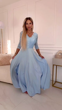 vestido de cerimónia comprido com renda azul claro BeStylish